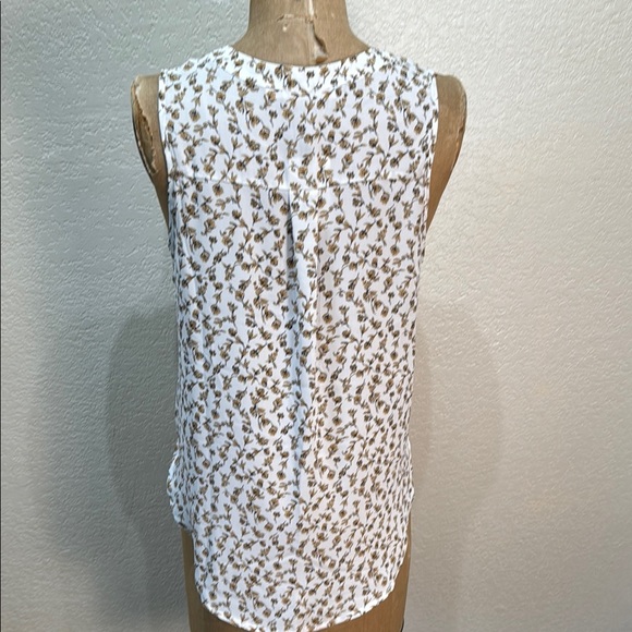Lush Women's Large Floral Sleeveless V-Neck Top White and Brown‎ NWT - Picture 7 of 11